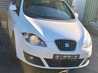 Gebraucht Seat Altea I-Tech 105 PS (77 kW) 2015 Weiß Limousine