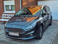 Gebraucht Ford S-MAX Titanium 190 PS (139 kW) 2019 Grau Van / Kleinbus