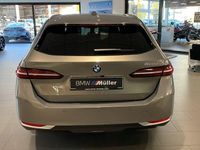 Neu BMW 520 197 PS (144 kW) 2026 Bmw oxidgrau metallic Kombi