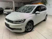 Gebraucht VW Touran Highline 190 PS (139 kW) 2019 Weiß Van / Kleinbus