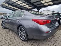Gebraucht Infiniti Q50 Premium 211 PS (155 kW) 2016 Grau Limousine