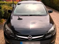 Gebraucht Opel Astra 140 PS (102 kW) 2013 Schwarz Limousine