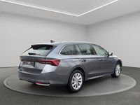 Gebraucht Skoda Octavia Tour 116 PS (85 kW) 2025 Graphitegrau metallic Kombi
