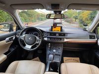 Gebraucht Lexus CT200h Executive Line 99 PS (72 kW) 2011 Braun Limousine
