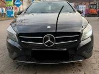Gebraucht Mercedes A180 122 PS (89 kW) 2013 Schwarz Kleinwagen