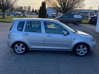 Second-hand Mazda 2 80 CP (58 kW) 2004 Gri Hatchback