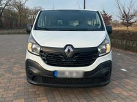 Gebraucht Renault Trafic 116 PS (85 kW) 2014 Weiß Van / Kleinbus