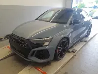 Gebraucht Audi RS3 Sportback Premium 400 PS (294 kW) 2023 Kemoragrau metallic Kleinwagen