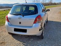 Gebraucht Daihatsu Charade 101 PS (74 kW) 2012 Grau Kleinwagen