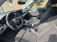 Gebraucht Audi A4 Advanced 190 PS (139 kW) 2020 Schwarz Kombi