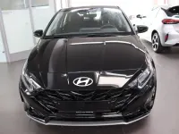 Neu Hyundai i20 90 PS (66 kW) 2026 Schwarz Kleinwagen