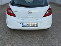 Używany Opel Corsa Selection 69 KM (50 kW) 2011 Biały Hatchback