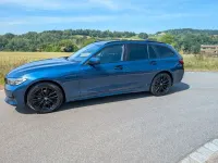 Gebraucht BMW 320 Advantage 190 PS (139 kW) 2021 Blau Kombi