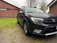 Gebraucht Dacia Sandero Prestige 90 PS (66 kW) 2017 Schwarz Limousine
