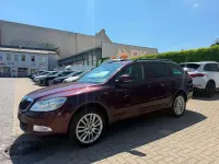 Gebraucht Skoda Octavia 140 PS (102 kW) 2011 Rot Kombi