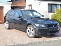 Gebraucht BMW 320 163 PS (119 kW) 2007 Schwarz Kombi