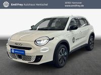 Neu Fiat 600 Icon 101 PS (74 kW) 2025 Weiß SUV