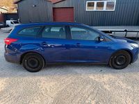 Gebraucht Ford Focus Trend 120 PS (88 kW) 2016 Blau Kombi