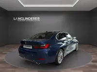 Gebraucht BMW 320 184 PS (135 kW) 2024 Phytonicblau metallic Limousine