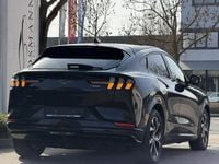 Gebraucht Ford Mustang Mach-E 258 kW (351 PS) 2022 Schwarz SUV