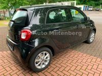 Gebraucht Smart ForFour Passion 71 PS (52 kW) 2016 Schwarz Kleinwagen