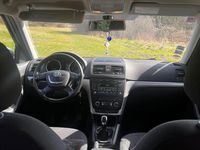 Gebraucht Skoda Yeti Elegance 105 PS (77 kW) 2012 Grau SUV