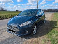 Gebraucht Ford Fiesta Titanium 95 PS (69 kW) 2013 Blau Kleinwagen