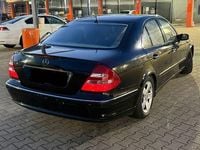 Gebraucht Mercedes E320 Avantgarde 224 PS (164 kW) 2003 Schwarz Limousine