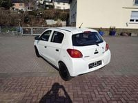 Gebraucht Mitsubishi Space Star 71 PS (52 kW) 2015 Weiß Limousine