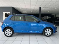 gebraucht Skoda Fabia *COOL+*KLIMA*TOUCH*SHZ*USB/BT/DAB*1-HAND*