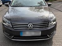 Gebraucht VW Passat 140 PS (102 kW) 2012 Grau Kombi