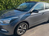 Gebraucht Hyundai i20 84 PS (61 kW) 2018 Grau Coupé