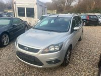 Gebraucht Ford Focus Titanium 125 PS (91 kW) 2008 Silber Limousine