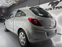 Gebraucht Opel Corsa Edition 90 PS (66 kW) 2008 Silber Kleinwagen