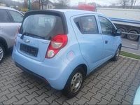 Second-hand Chevrolet Spark 70 CP (51 kW) 2014 Albastru Hatchback
