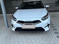 Gebraucht Kia Ceed 100 PS (73 kW) 2022 Weiß Kleinwagen