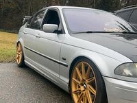 Gebraucht BMW 323 170 PS (125 kW) 2000 Silber Limousine