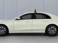 Gebraucht Mercedes E200 163 PS (119 kW) 2026 Hellelfenbein Limousine