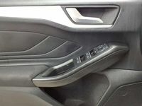 Gebraucht Ford Focus Cool & Connect 120 PS (88 kW) 2021 Frostweiß Kombi