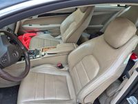 Gebraucht Mercedes E250 204 PS (150 kW) 2010 Schwarz Coupé