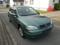 Używany Opel Astra 101 KM (74 kW) 2000 Zielony Sedan/Limuzyna
