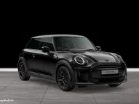 Używany Mini Cooper 136 KM (100 kW) 2023 Czarny Hatchback