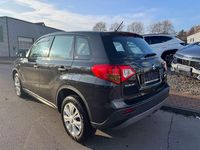 Gebraucht Suzuki Vitara 120 PS (88 kW) 2015 Schwarz SUV