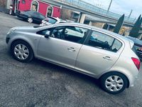 Gebraucht Opel Corsa Edition 69 PS (50 kW) 2012 Silber Limousine