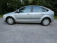 Gebraucht Ford Focus 101 PS (74 kW) 2006 Silber Kleinwagen