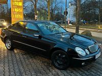 Gebraucht Mercedes E220 150 PS (110 kW) 2003 Schwarz Limousine