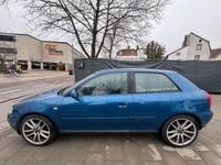 Gebraucht Audi A3 Ambiente 102 PS (75 kW) 2003 Blau Kleinwagen