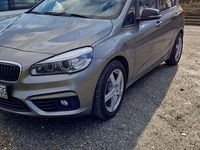 Gebraucht BMW 218 150 PS (110 kW) 2015 Silber Van / Kleinbus