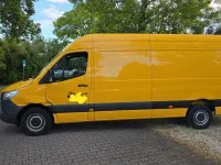 Używany Mercedes Sprinter 170 KM (125 kW) 2024 Żółty Van