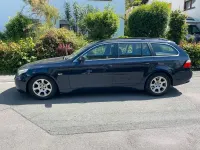 Gebraucht BMW 525 192 PS (141 kW) 2004 Blau Kombi